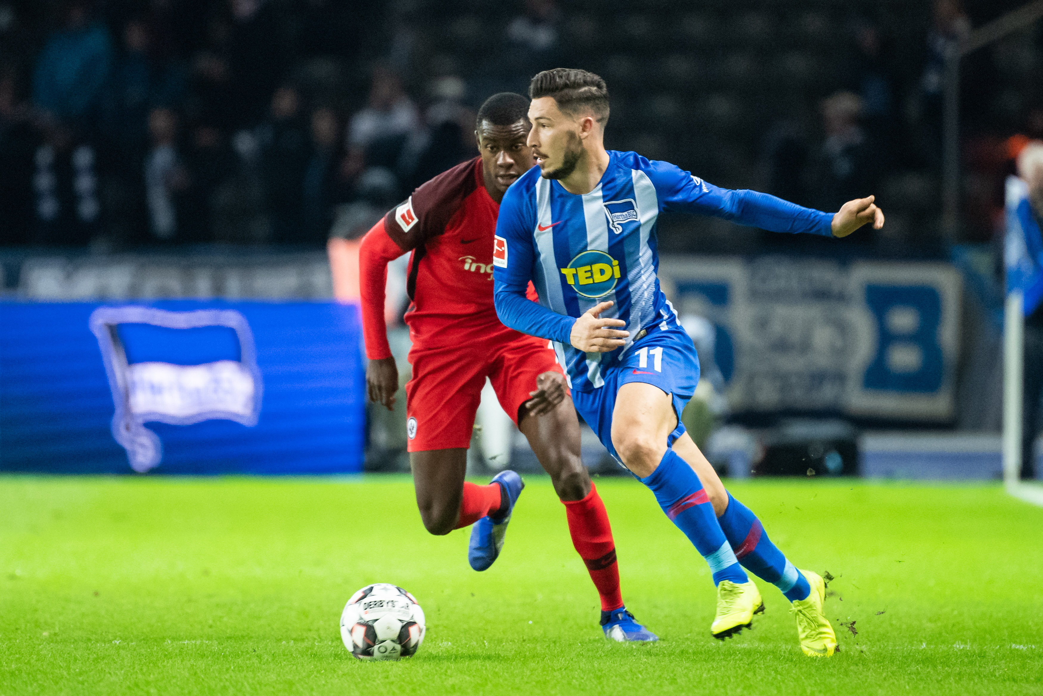 中规中矩！吉迪10中4&三分3中1 得到11分7篮板5助攻（表现平稳！吉迪10投4中、三分3投1中，拿下11分7篮板5助攻）