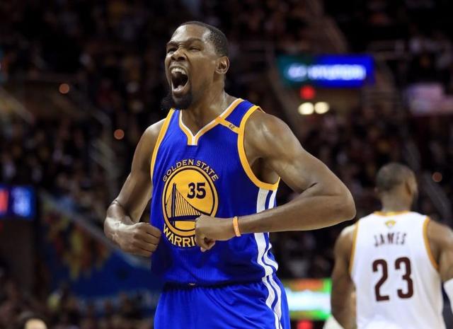 欧协联积分榜：斯特拉斯堡领跑，水晶宫距前8仅1分（欧协联排名：斯特拉斯堡暂居第一，水晶宫距前八仅差一分）