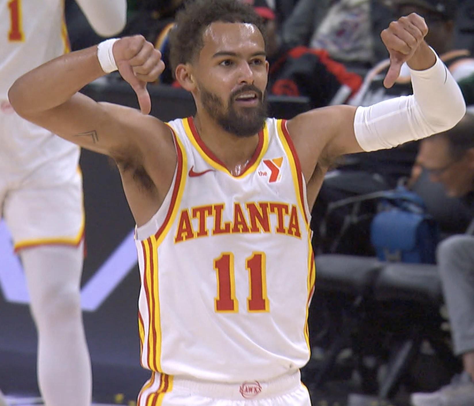 球迷态度：回顾2025年国内外足坛，哪些事让你印象深刻？（从球迷视角盘点2025年中外足坛：哪些瞬间最难忘？）