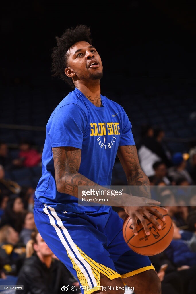 全市场：拉齐奥接近免签因西涅，年薪130万欧签约至明年6月（全市场：拉齐奥将免签因西涅在即，合同至明年6月，年薪130万欧）