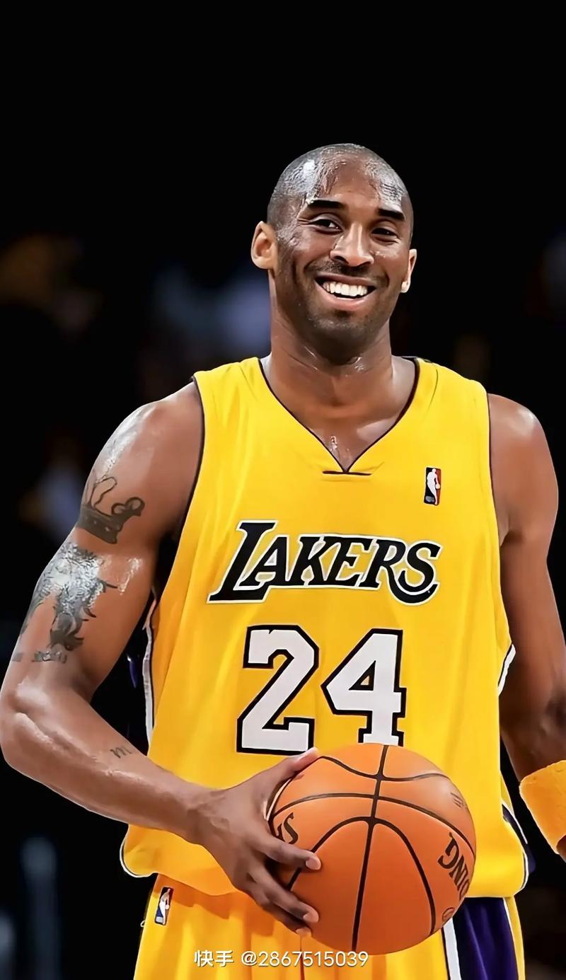 北青：向余望不参加冲超庆祝直奔U22，确认下赛季留在铜梁龙（北青：向余望缺席冲超庆祝赶赴U22，已确定下赛季继续效力铜梁龙）